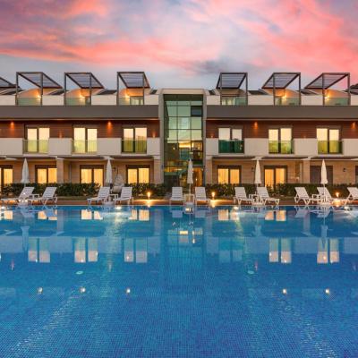 Veranda Suites (Güzeloba Mahallesi 2365 sokak 42 / C MURATPAŞA/ANTALYA 07230 Antalya)