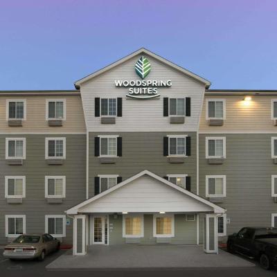 WoodSpring Suites San Antonio Fort Sam (6922 North Interstate 35 TX 78218 San Antonio)