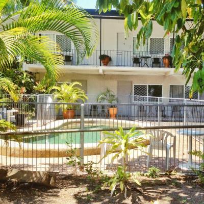 Cairns City Motel (169 Lake Street 4870 Cairns)