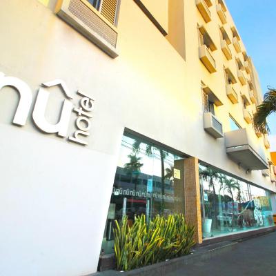 Nu Hotel (Avenida La Fragua 1066 entre Tuero Molina y Orizaba, Colonia Zaragoza 91910 Veracruz)