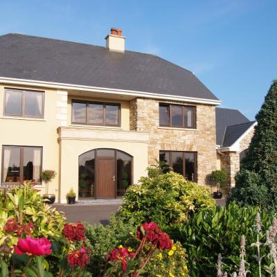 Dunross House B&B (Dunrine, Tralee Road  Killarney)