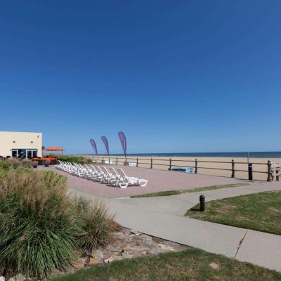 Wyndham Virginia Beach Oceanfront (57th Street and Atlantic Avenue VA 23451 Virginia Beach)