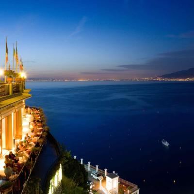 Hotel Bristol (Via Capo 22 80067 Sorrente)