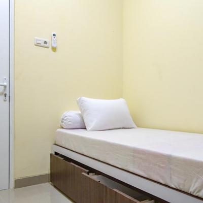 KoolKost Syariah near Sunter Mall - Minimum Stay 6 Nights (Jalan Agung Niaga IV no33, , Sunter Agung, Tanjung Priok 14350 Jakarta)