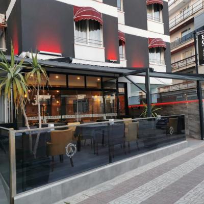 Akman Hotel (13 İstiklal Caddesi 13 09400 Kuşadası)