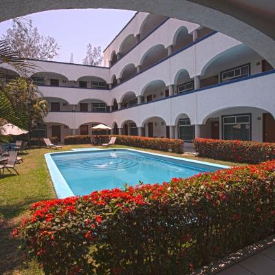 Hotel Arcos Aeropuerto (carretera federal veracruz-xalapa km 11  interior 1 Col. campestre 91917 Veracruz)