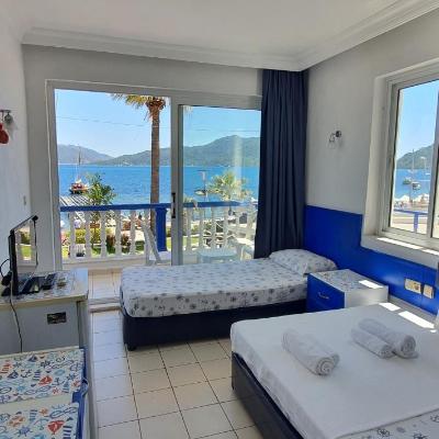 Uysal Motel Beach (Armutalan Sirinyer Barbaros Caddesi No:20 48700 Marmaris)