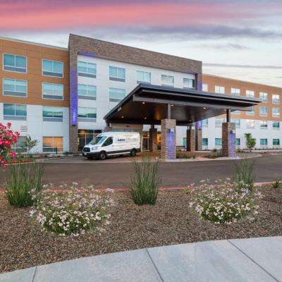 Holiday Inn Express & Suites - Phoenix - Airport North, an IHG Hotel (800 North 44th Street 85008 Phoenix)