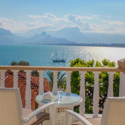 Bacchus Pension (Kılıçaslan Mh. Zeytincıkmaz Sokak No 6 07100 Antalya)