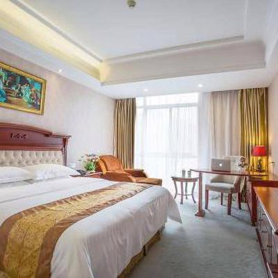 Vienna Hotel Suzhou fairyland (No.668 zhuyuan Road (near to Xinhua road) Mudu town Suzhou 215000 Suzhou)