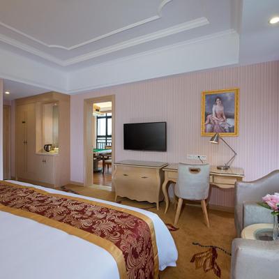 Vienna International Hotel Dongguan Shilonghuixing Business Central (Crossroad Of First Longcheng Road and Jingci Road New District Shilong Town 523000 Dongguan)