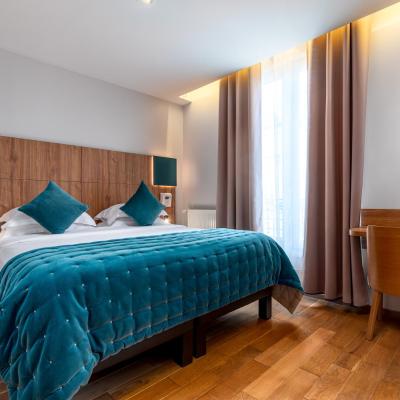 Hôtel de Bellevue Paris Gare du Nord (67 Rue Philippe De Girard 75018 Paris)