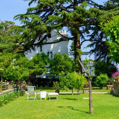 Villa Manning Relais (31 Via Fuorimura 80067 Sorrente)