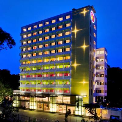 Hotel Re! @ Pearl's Hill (175A Chin Swee Road 169879 Singapour)