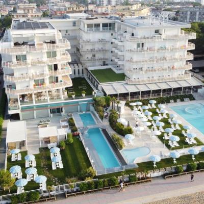 Hotel Le Soleil (Via Treviso, 3 30016 Lido di Jesolo)