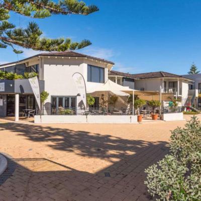 Quality Resort Sorrento Beach (1 Padbury Circle 6020 Perth)