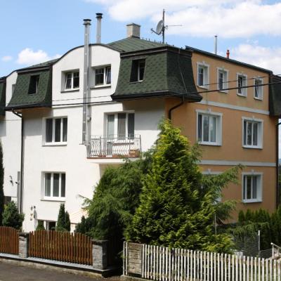 Villa Anastazis - Penzion Eden (Pod Lesem 1777 360 01 Karlovy Vary)