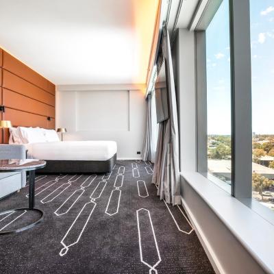 Holiday Inn Sydney Airport, an IHG Hotel (Cnr O'Riordan And Bourke Rd 2020 Sydney)