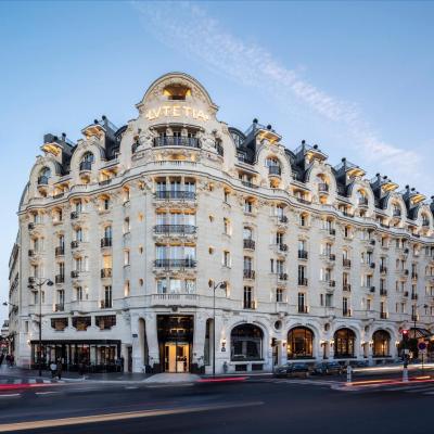 Hotel Lutetia (45 Boulevard Raspail 75006 Paris)