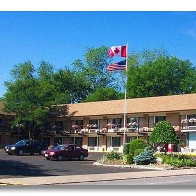 Heritage Inn & Suites (6032 Lundy's Lane L2G 1T1 Niagara Falls)