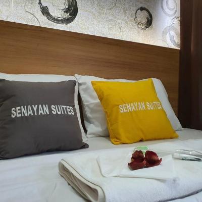 SENAYAN SUITES (178 Jalan Tentara Pelajar 12210 Jakarta)