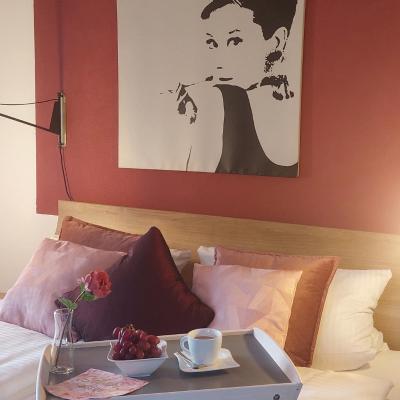 Paleo Finest Serviced Apartments (Passauerstr. 150 81369 Munich)