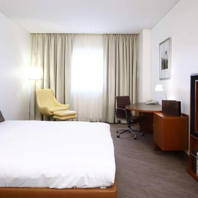 Novotel Canberra (65 Northbourne Avenue 2600 Canberra)