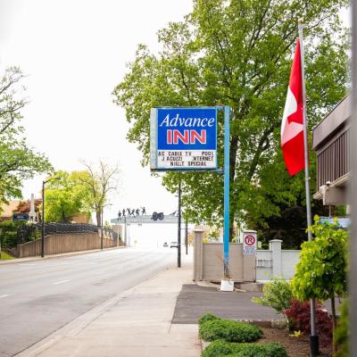 Advance Inn (6019 Lundy's Lane L2G 1T2 Niagara Falls)