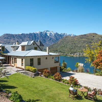 Pencarrow Boutique Lodge (Pencarrow Lane 9300 Queenstown)