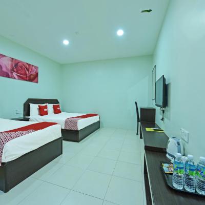 Super OYO Capital O 90545 Ho Hotel (102, Jalan Taming Sari,Melaka Malaysia, Malacca 75400 Malacca)