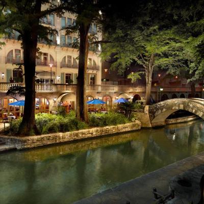 Mokara Hotel & Spa (212 West Crockett Street TX 78205 San Antonio)