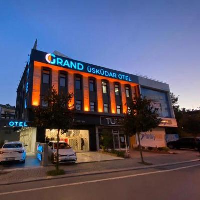 GRAND ÜSKÜDAR OTEL (ALTUNİZADE KISIKLI CAD No: 44/3 34662 Istanbul)