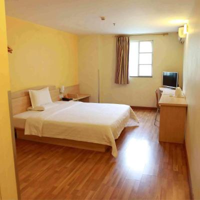 7Days Inn Guangzhou Shangxia Jiu Rd (88 Wen Chang Nan Lu, Liwan 510000 Canton)