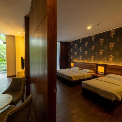 Waterfront Boutique Hotel (4-G-21, Persiaran waterfront, PD waterfront 71000 Port Dickson)