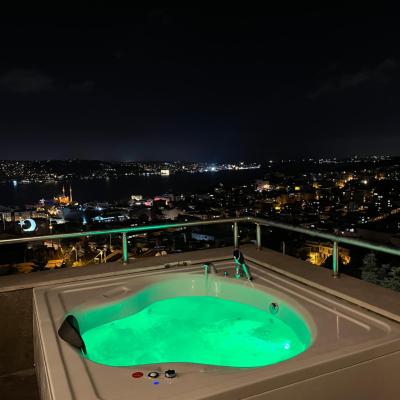 Class Hotel Bosphorus With Jacuzzi (Ortaköy Mahallesi Mandıra Sokak No:34 Class Hotel 34347 Istanbul)