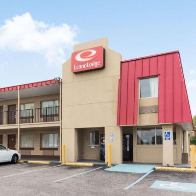 Econo Lodge Town Center (3637 Bonney Rd. VA 23452 Virginia Beach)