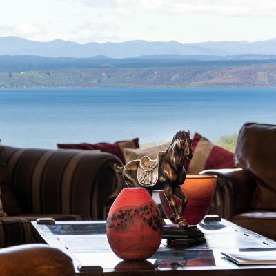 The Flying Trout Boutique Lodge (2/41 Mapara Road Taupo 3385 Taupo)