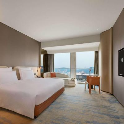 Pullman Shenzhen North (No 385 Mintang Road 570105 Shenzhen)