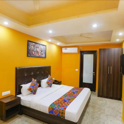 FabExpress Taj Home Stay (451, Bagri Mohalla, Village Bharthal, Dwarka Sector 26, New Delhi-110077 110077 New Delhi)