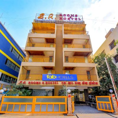 FabHotel SR Wakad (Mumbai-Bangalore Bypass Highway, Bhumkar Chowk, Wakad 411057 Pune)