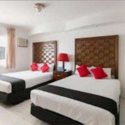 Zona Dorada Suites (308 Avenida Camaron Sabalo 82100 Mazatlán)