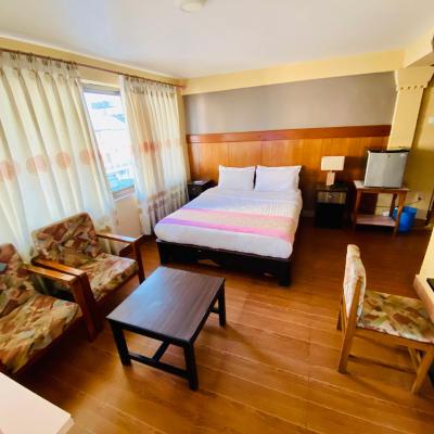 Hotel Vajra Inn & Apartments (Pardi Damside 33700 Pokhara)