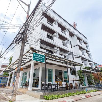 South Siam Hotel (25 Ketkwan Road Karon 83100 Phuket)