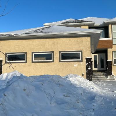 Cozy Modern and Lavish 1 Bedroom Basement Suite (252 Southview Crescent R3Y 1S3 Winnipeg)