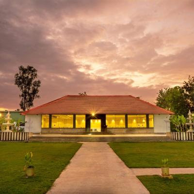 Farm Stay Resort - Shamirpet, Hyderabad (Gowraram Village, Wargal X Road, Karimnagar Highway 502279 Hyderabad)