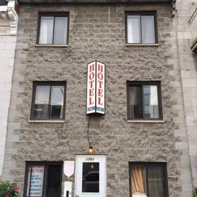 Hotel Victor (1701 Rue Saint Hubert H2L 3Z1 Montréal)