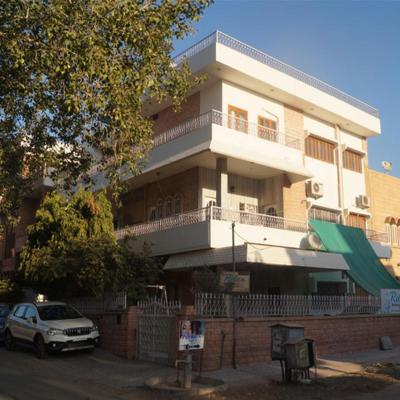 Hotel O Stayvillas BNB (A- 80 , Shastri nagar, Jodhpur, Rajasthan 342003 Jodhpur)