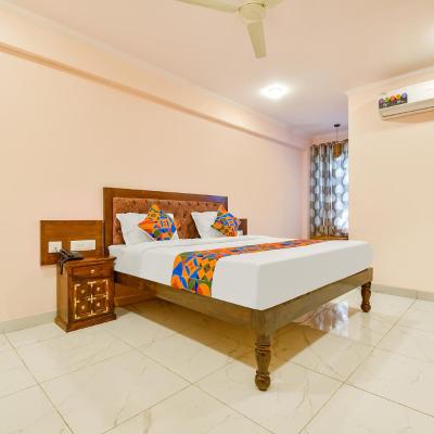 FabHotel JBS Jaipur Heritage (Plot No, 2, Tonk Rd, Chokhi Dhani, Sitapura 302029 Jaipur)