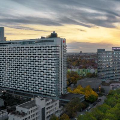 The Westin Grand Munich (Arabellastr. 6 81925 Munich)