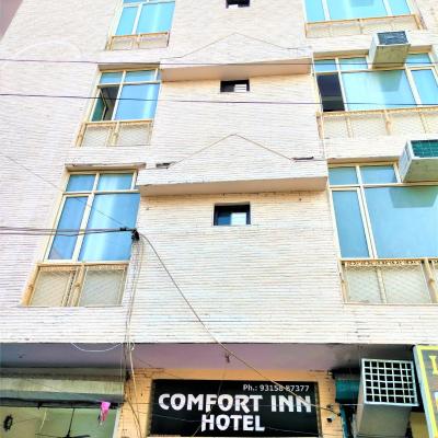 Comfort Inn Hotel,New Delhi Mayur Vihar Noida (A-3,Acharya Niketan,Mayur Vihar Phase-1 Near Ahlcon School,Walk in Mayur Vihar Metro-1 110091 New Delhi)